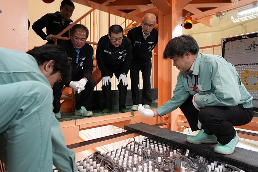 熊取町内原子力施設の現地視察の画像